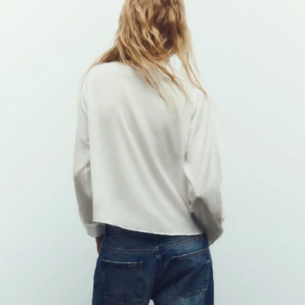 NWOT ZARA Ruffle Blouse - Picture 3 of 3